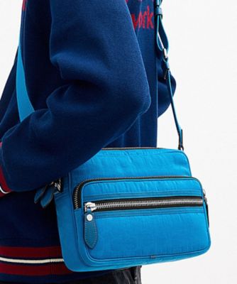 モット メッセンジャー バッグ 38・ラブド レザー・チャーム | COACH